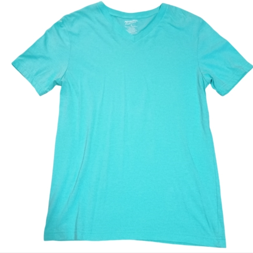 Arizona Jean Company Turquoise V-Neck Tee